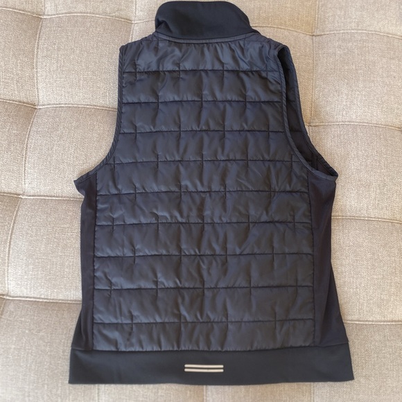 NWT Nike Therma Fit Running Vest - Picture 2 of 5
